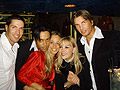 Santiago, Davis wakengire, Jessica Polsky, Gabriella e Lorenzo Zanirato